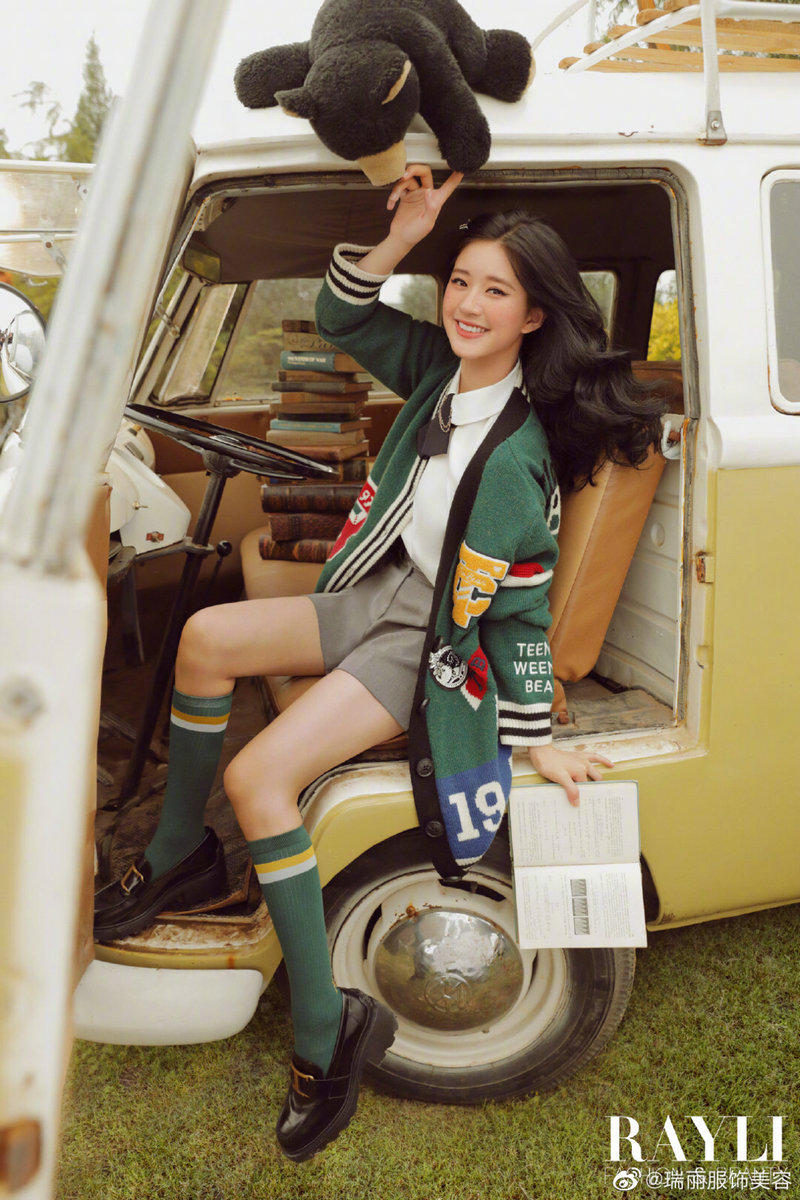 陈妍希家里是干什么的