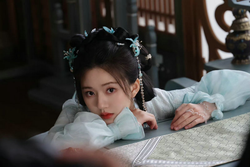 邓紫棋前男友有哪几个 邓紫棋前男友有哪几个