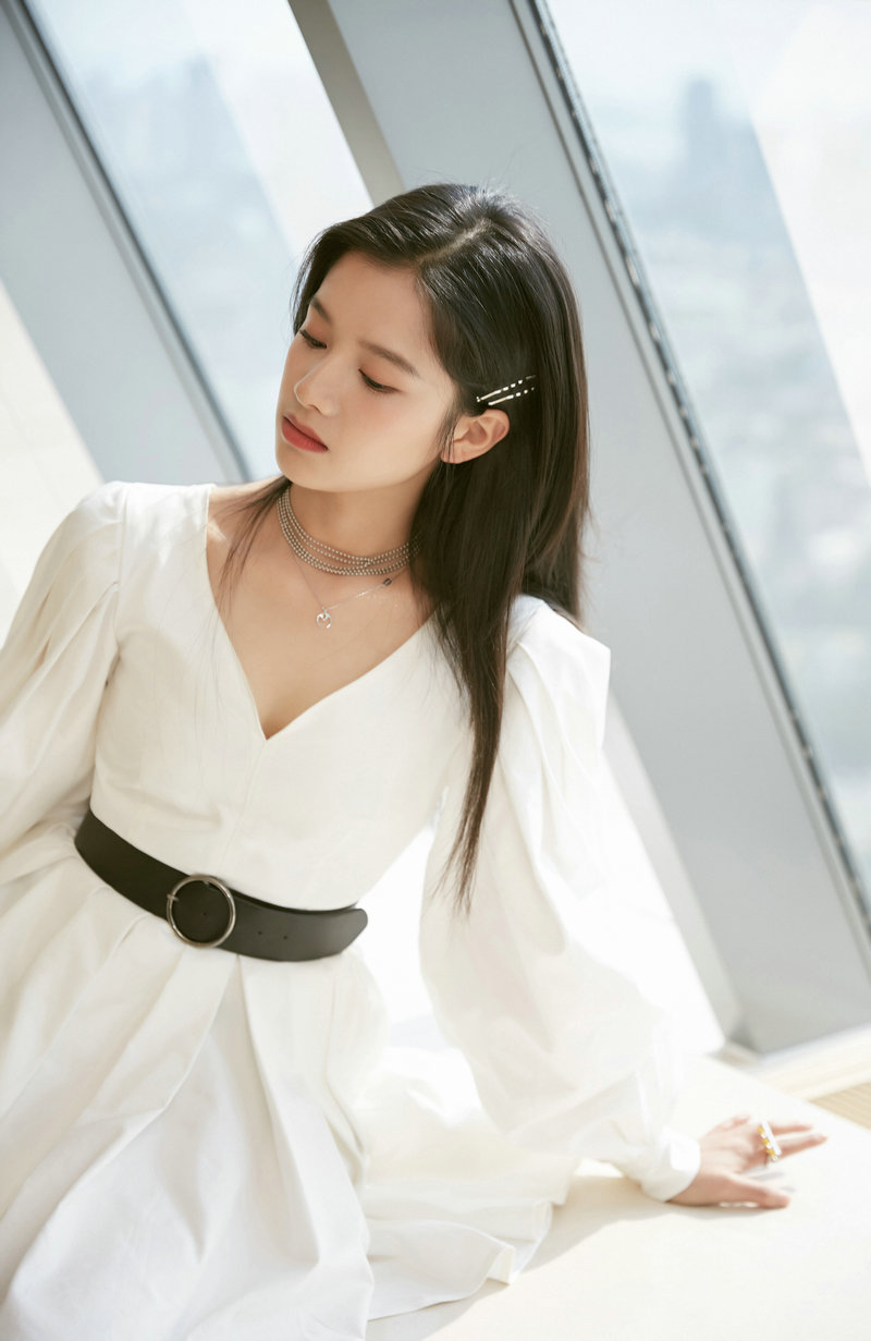 感觉邓伦还是喜欢金晨 感觉邓伦还是喜欢金晨