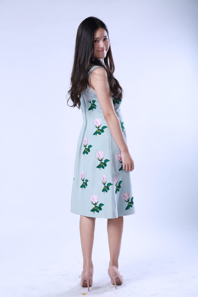 迪丽热巴丰腴写真曝光