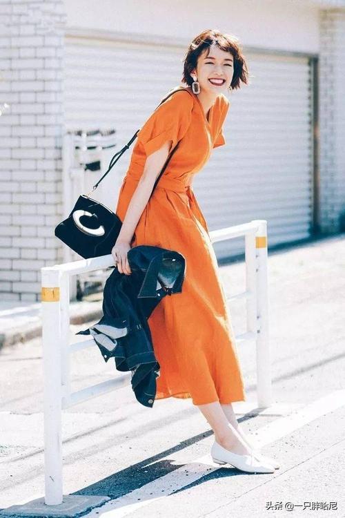 小龙人舞蹈 小龙人舞蹈山东医专