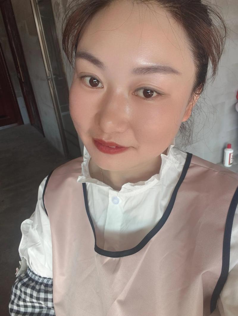 杨坤女友现身 杨坤女朋友是谁