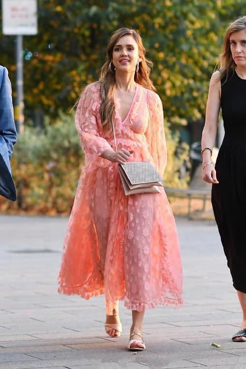 演员赵雅芝 演员赵雅芝老公是谁