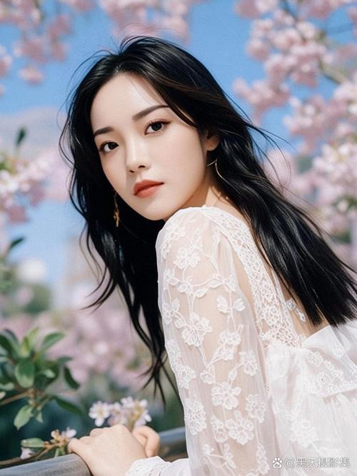 香艳桃花村乡春满艳