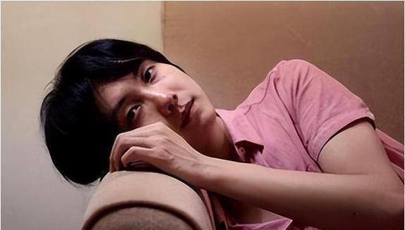 草木之中有一人打一字